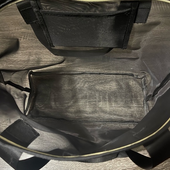 Hello Kitty Mesh Black With Gold Hardware Tote Bag - Picture 4 of 4